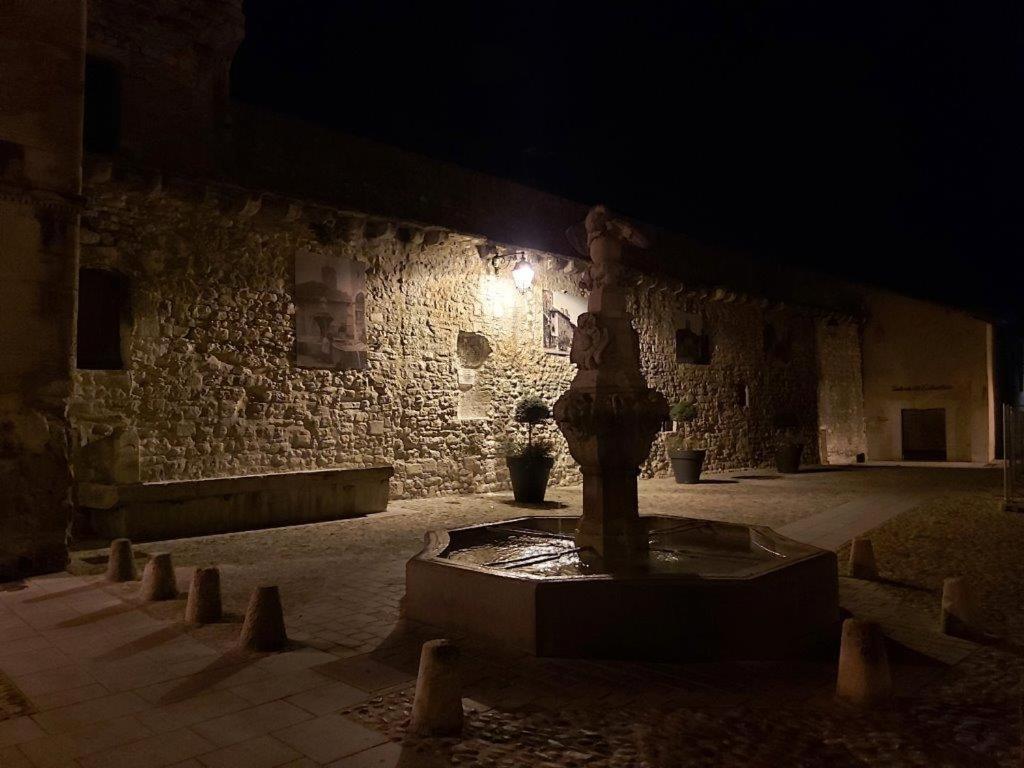 Gite Dans Les Pins Avec Piscine Mazan Exterior foto