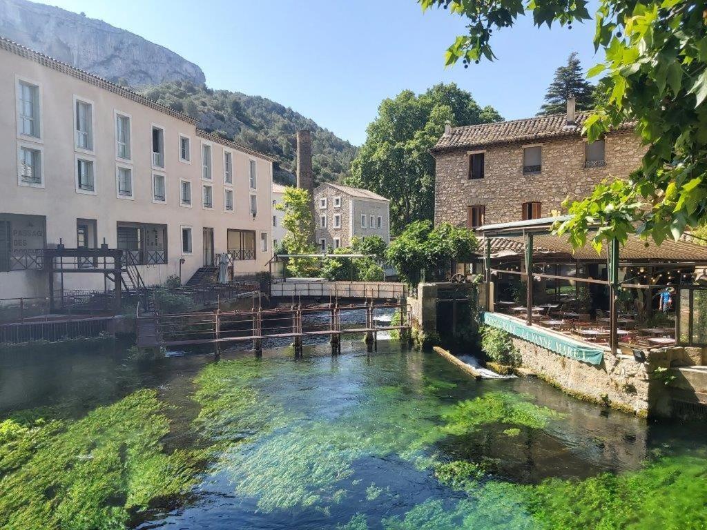 Gite Dans Les Pins Avec Piscine Mazan Exterior foto