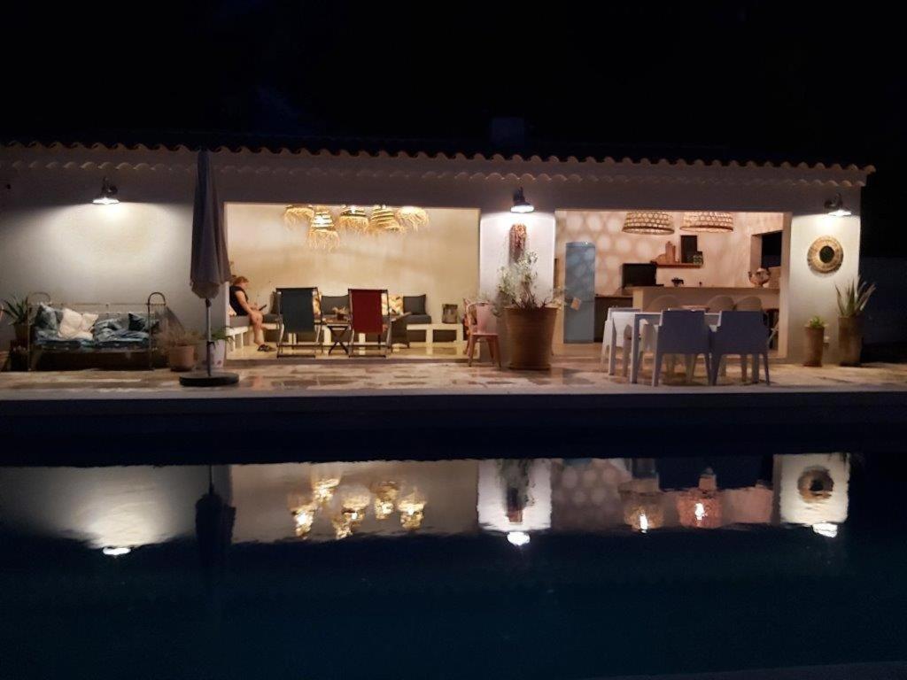 Gite Dans Les Pins Avec Piscine Mazan Exterior foto
